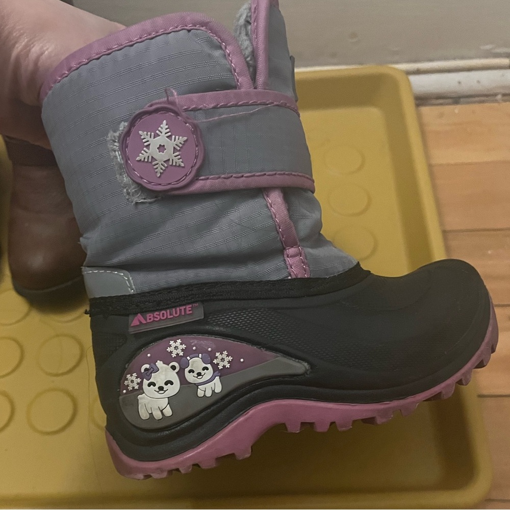 winter boot size 8